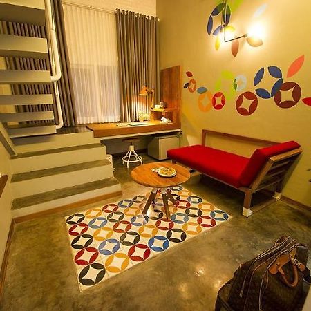 Lokal Hotel & Restaurant Kejayan ภายนอก รูปภาพ