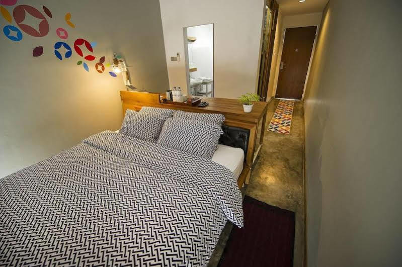 Lokal Hotel & Restaurant Kejayan ภายนอก รูปภาพ